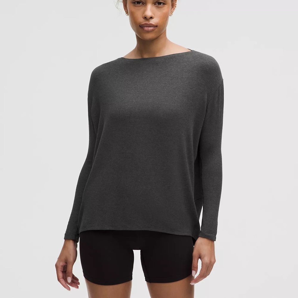 Lululemon Back In Action Long-Sleeve Ribbed Shirt‎ in Heathered Black